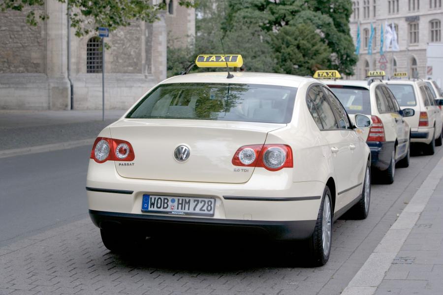  Volkswagen Passat 2005 года  (фото 41 из 161)